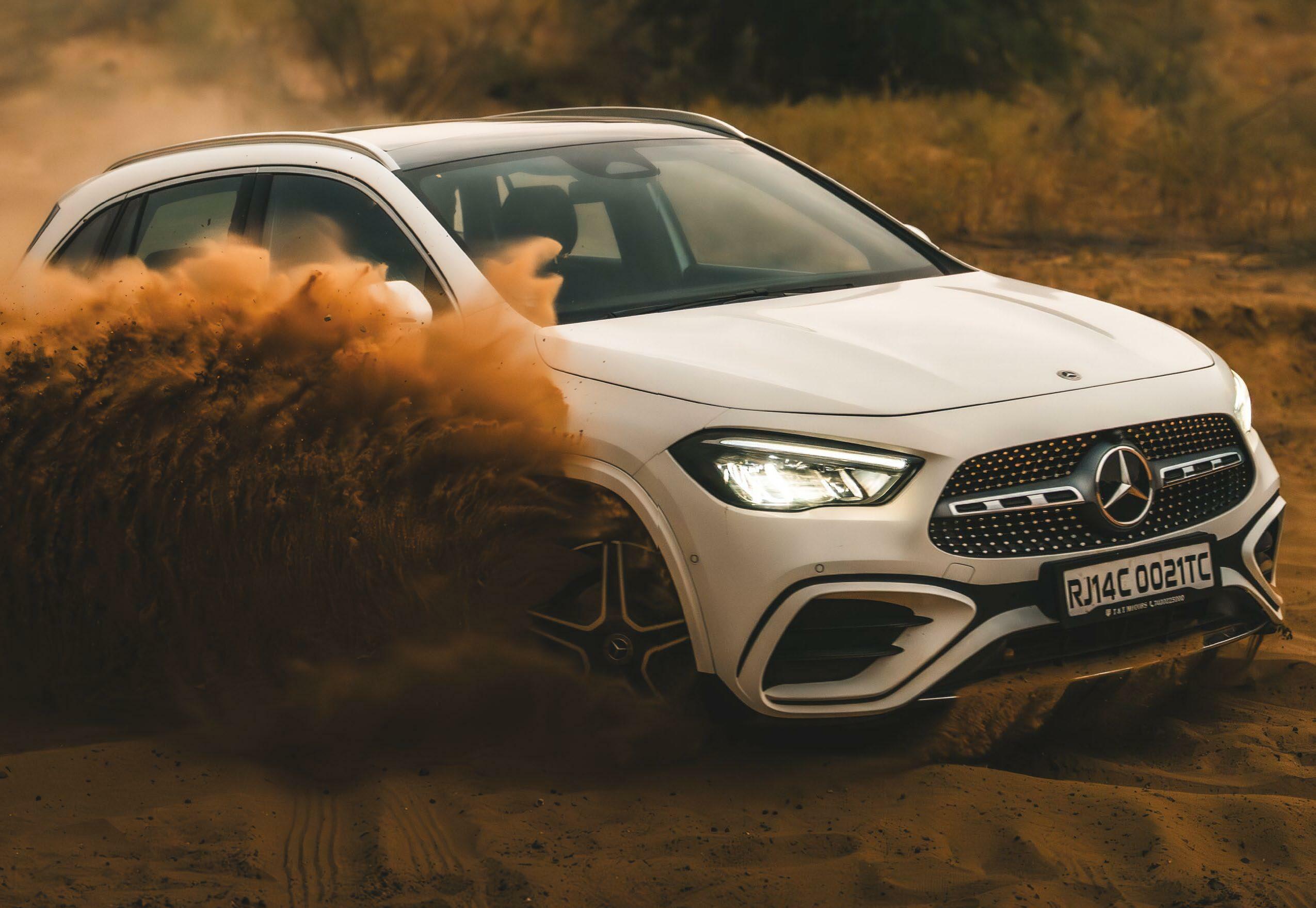 STARS, SAND & THE MERCEDES-BENZ GLA